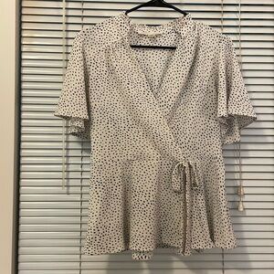 Monteau speckled wrap shirt. Size XL